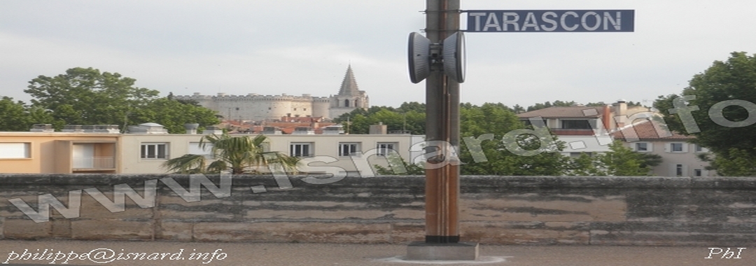 Tarascon (13) gare SNCF mai 2014