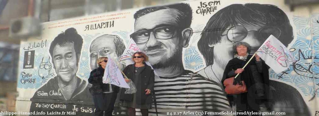 Avec Charlie-Hebdo 24.2.17 Femmes Solidaires (13) Arles, PhI © Laicite.fr Midi